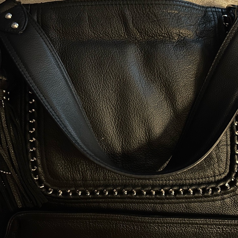 Fortuna Valentino - Elegant Black Studded Shoulder Bag